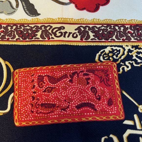 Etro Square Scarf Beautiful Hand Rolled - Picture 3 of 8